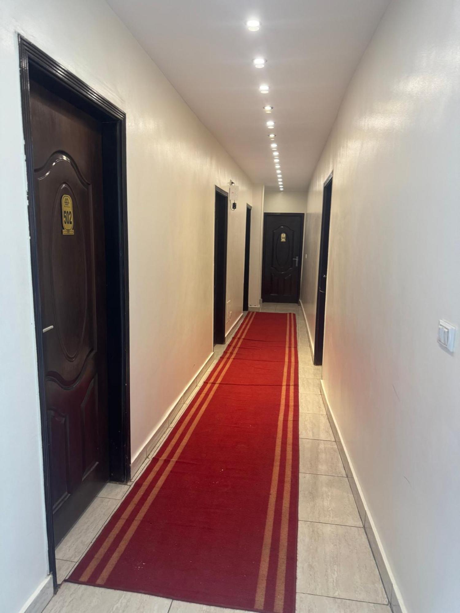 Pyramids And Sphinx Hotel Kafret el-Gabal Esterno foto