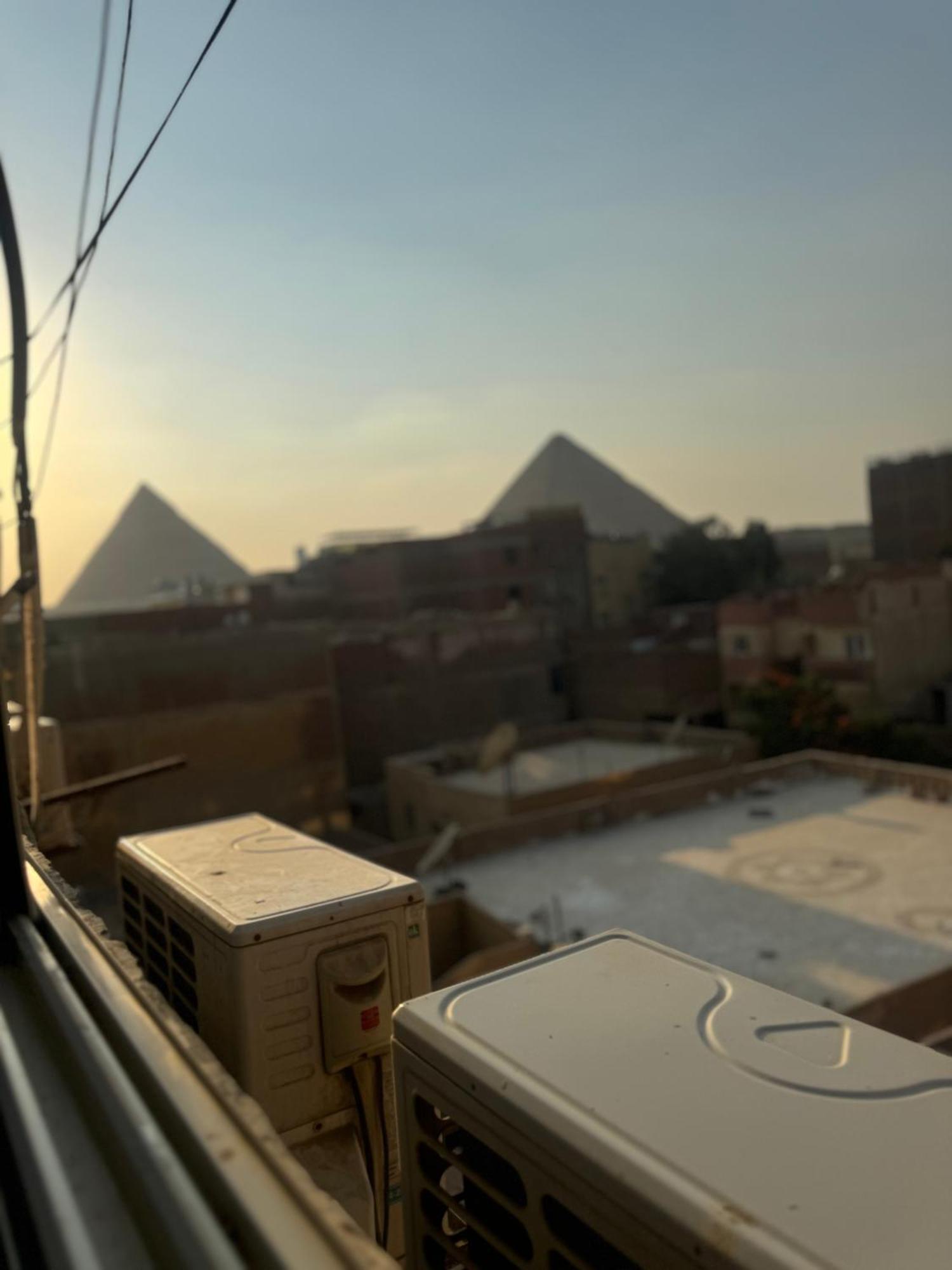Pyramids And Sphinx Hotel Kafret el-Gabal Esterno foto